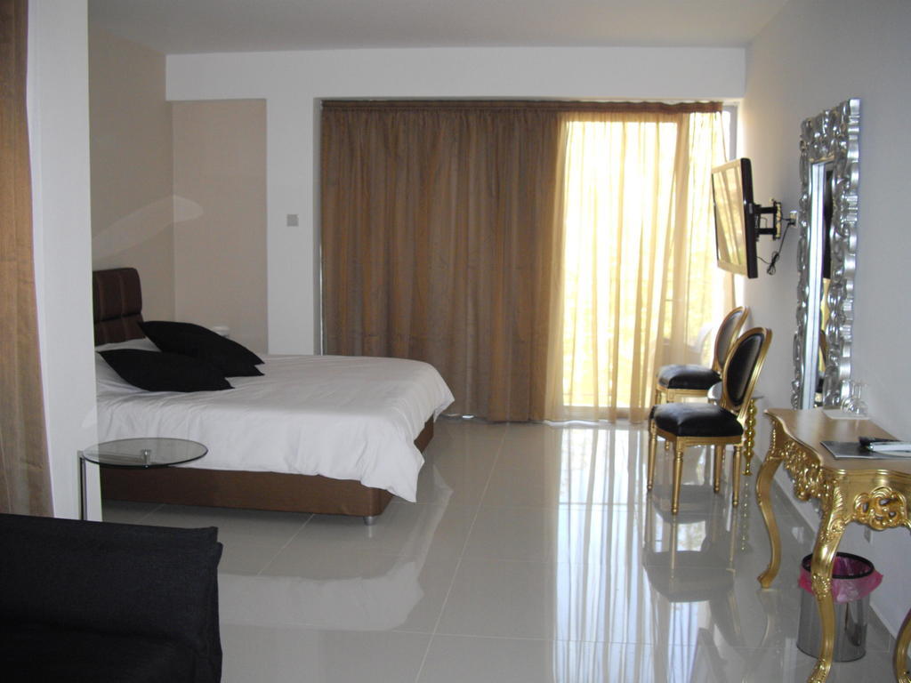 Crystal Hotel Kakopetria Pokoj fotografie