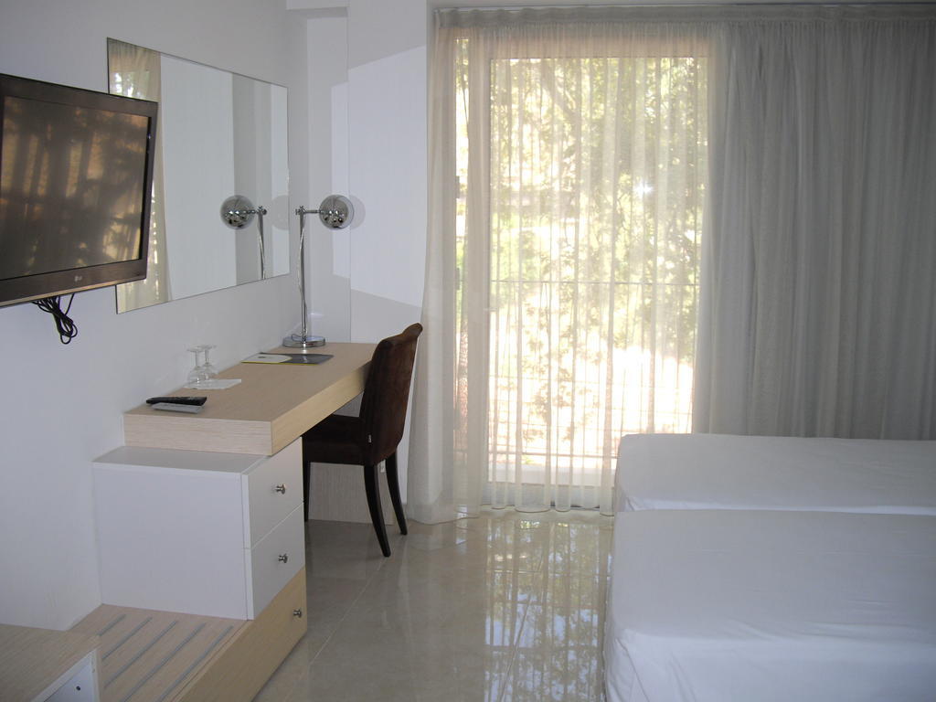 Crystal Hotel Kakopetria Pokoj fotografie
